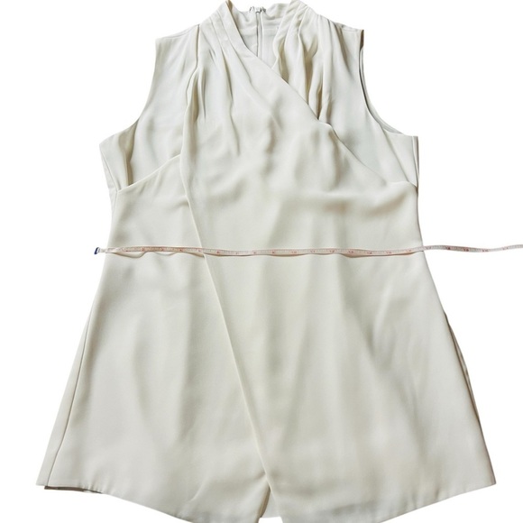 CABI WOMEN’S SLEEVELESSS VNECK LINED OFF WHITE BLOUSE SIZE 8 - Picture 10 of 13